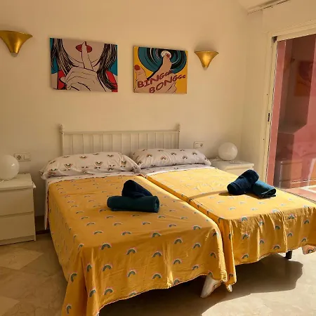 Spacious Golden Mile Townhouse Apartment Marbella