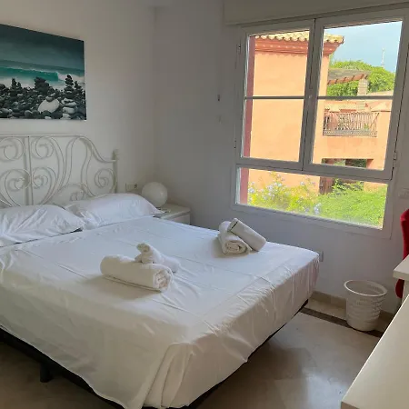 Spacious Golden Mile Townhouse Apartment Marbella