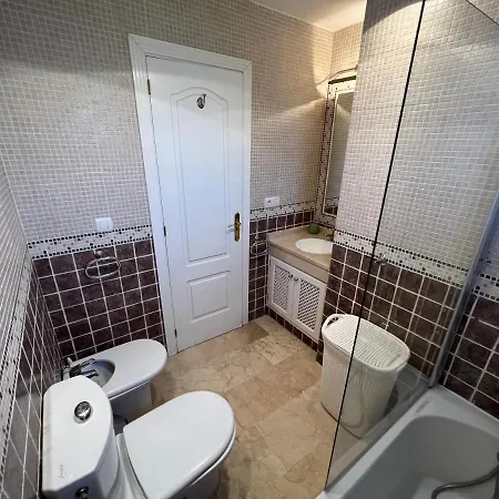 Spacious Golden Mile Townhouse * Marbella